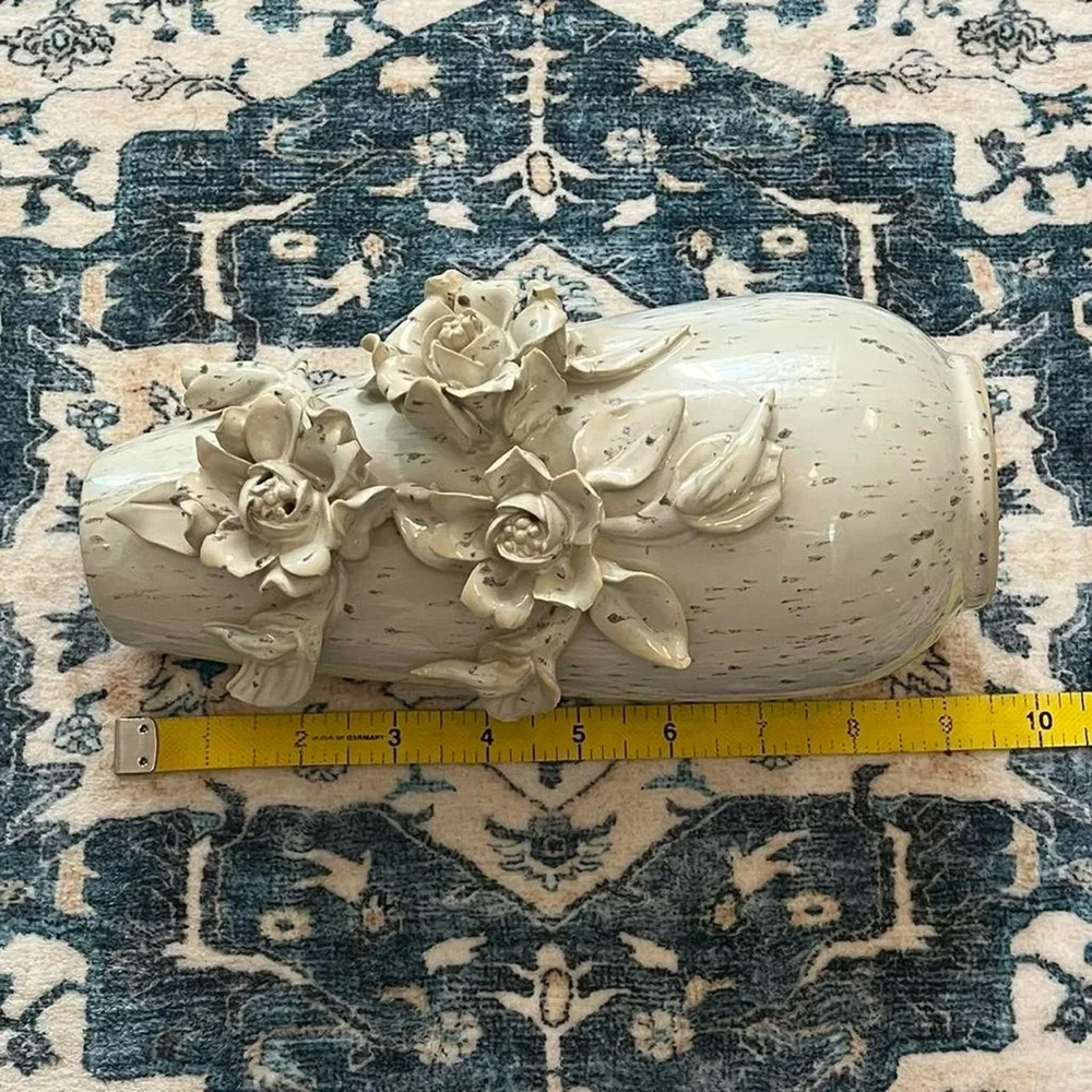 White and Speckled Grey Ceramic Vase 3D Flowers Pottery Home Decor Shabby Chic